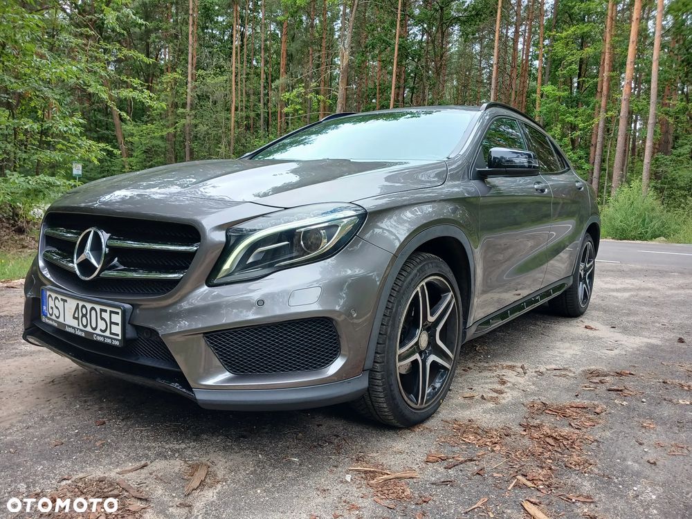 Mercedes-Benz GLA 200 7G-DCT AMG Line - 1