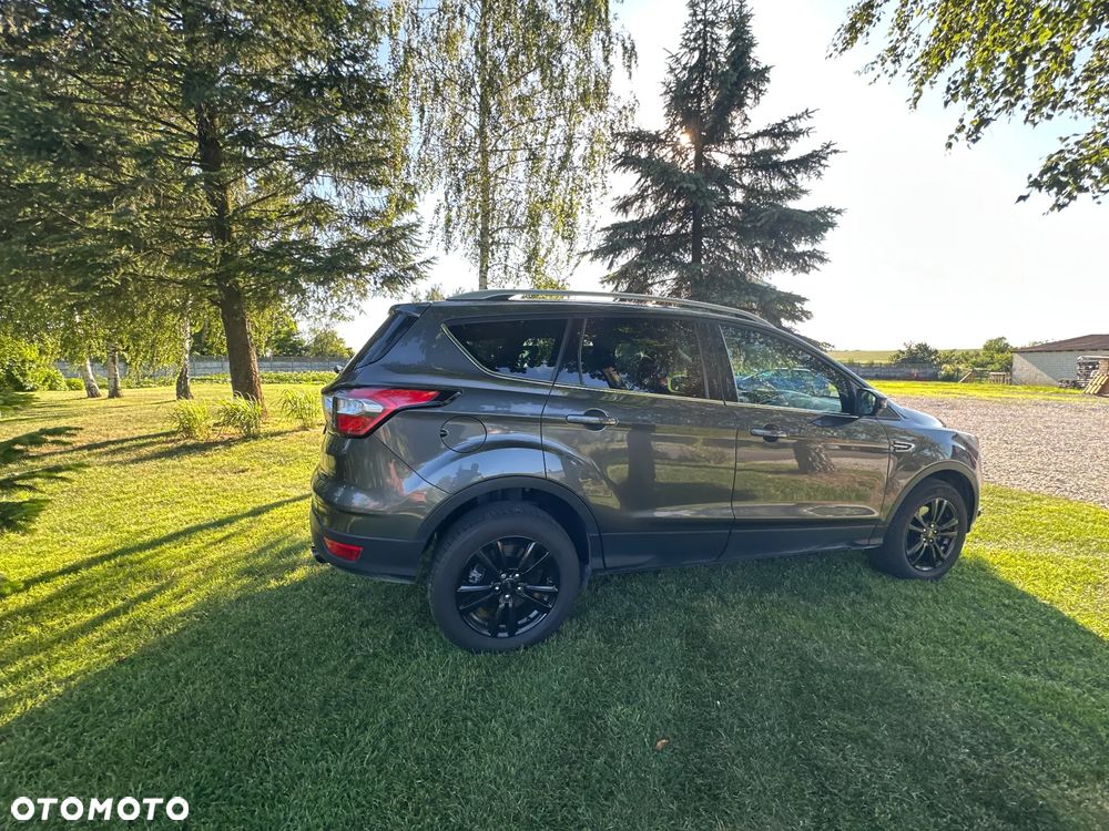 Ford Kuga 2.0 TDCi 2x4 Titanium - 8