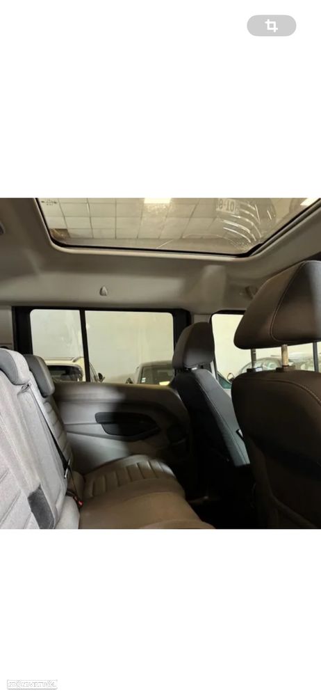 Ford Tourneo - 11