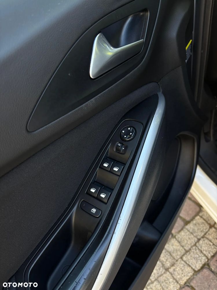 Opel Grandland X 1.2 T Enjoy S&S - 10