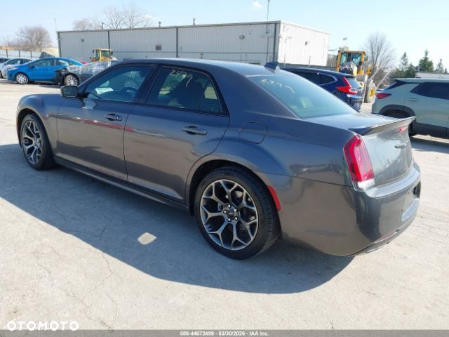 Chrysler 300s - 3