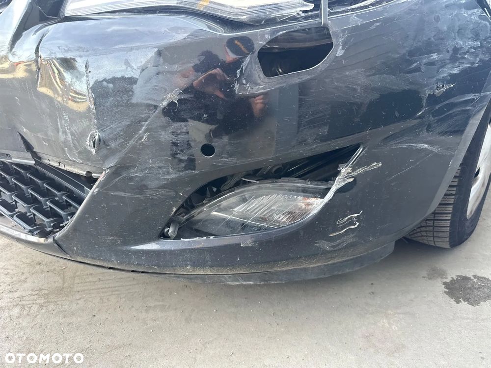 Opel Astra 1.4 Turbo Cosmo - 12