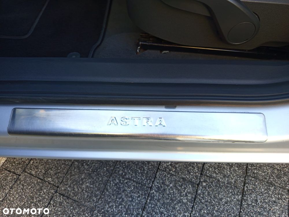 Opel Astra 1.4 Club - 18