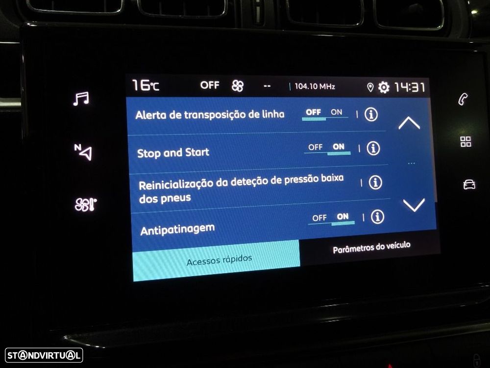 Citroën C3 1.2 PureTech Shine - 25