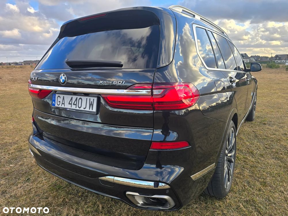 BMW X7 M50i - 7