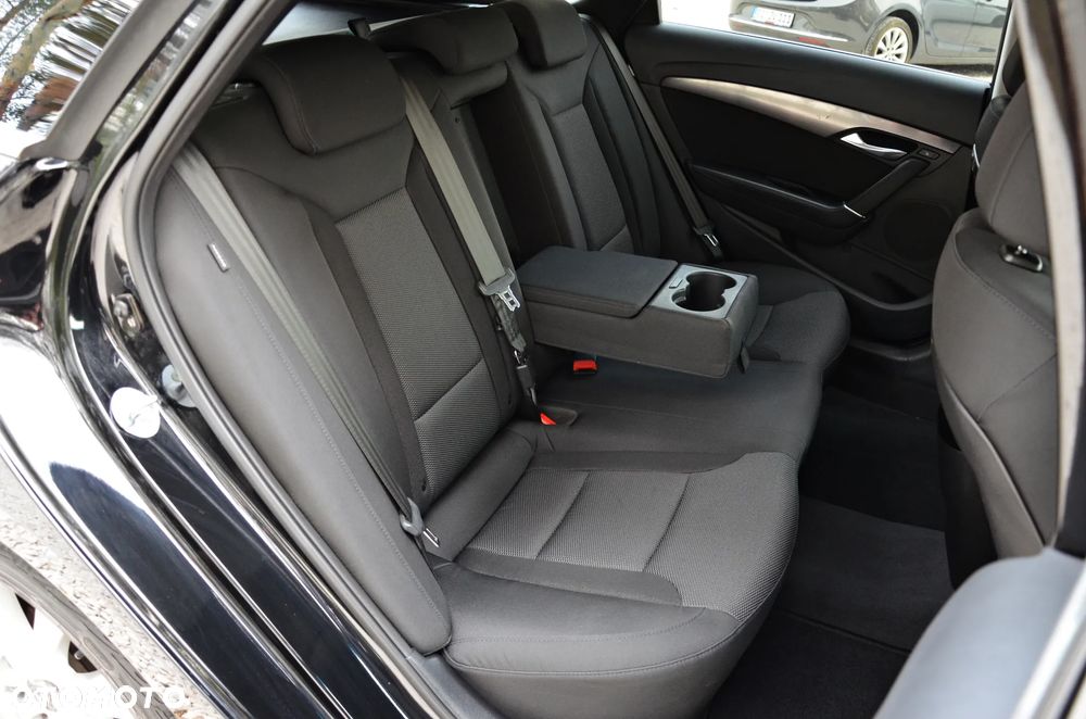 Hyundai i40 Kombi 1.7 CRDi Premium - 35