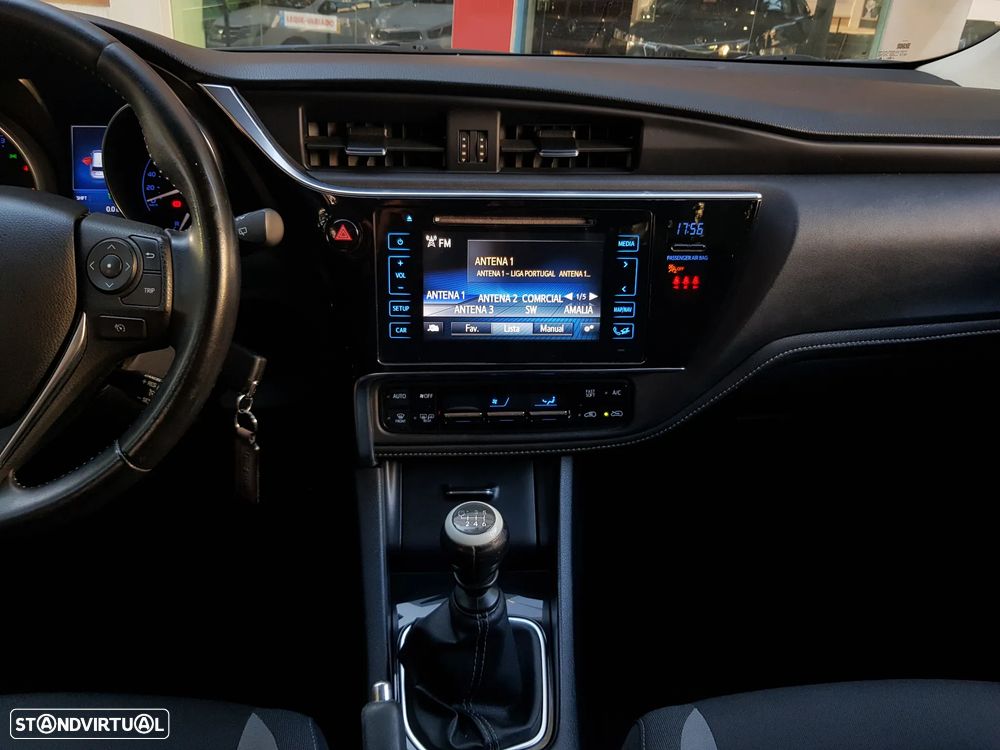 Toyota Auris Touring Sports 1.4 D-4D Comfort+Pack Sport - 15