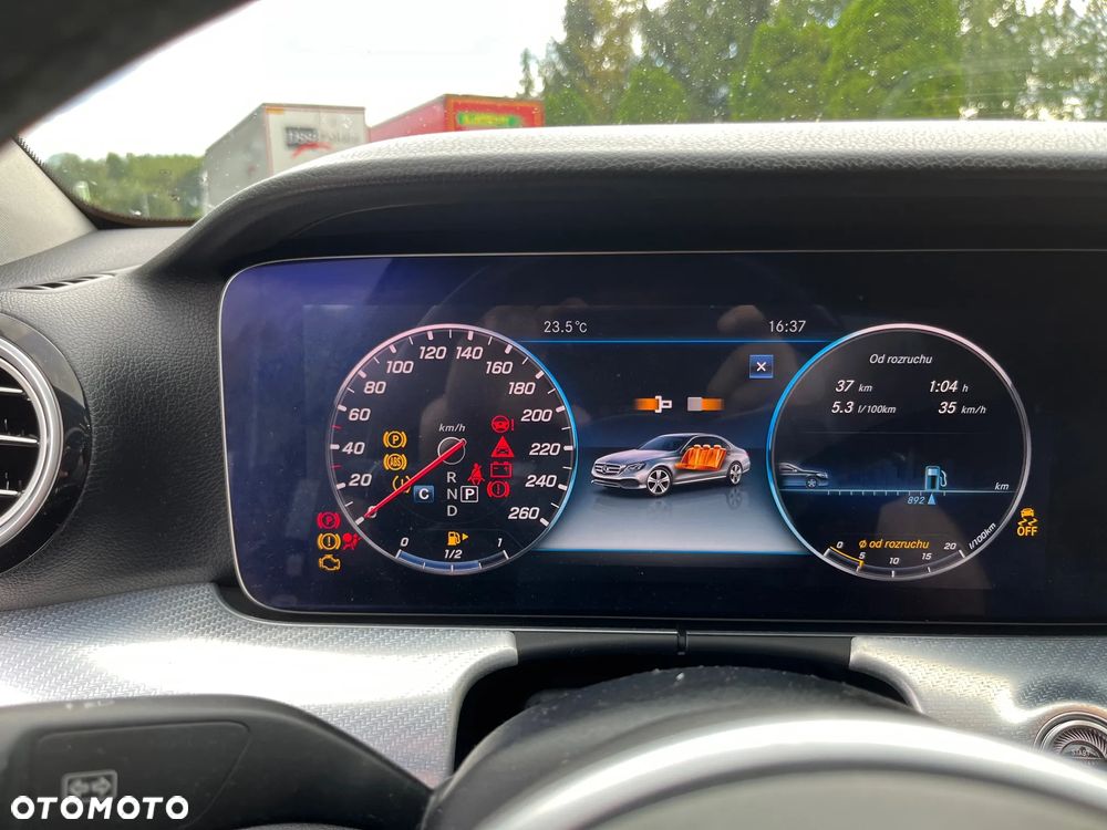 Mercedes-Benz Klasa E 200 d 9G-TRONIC - 9