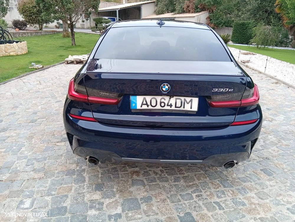 BMW 330 - 2