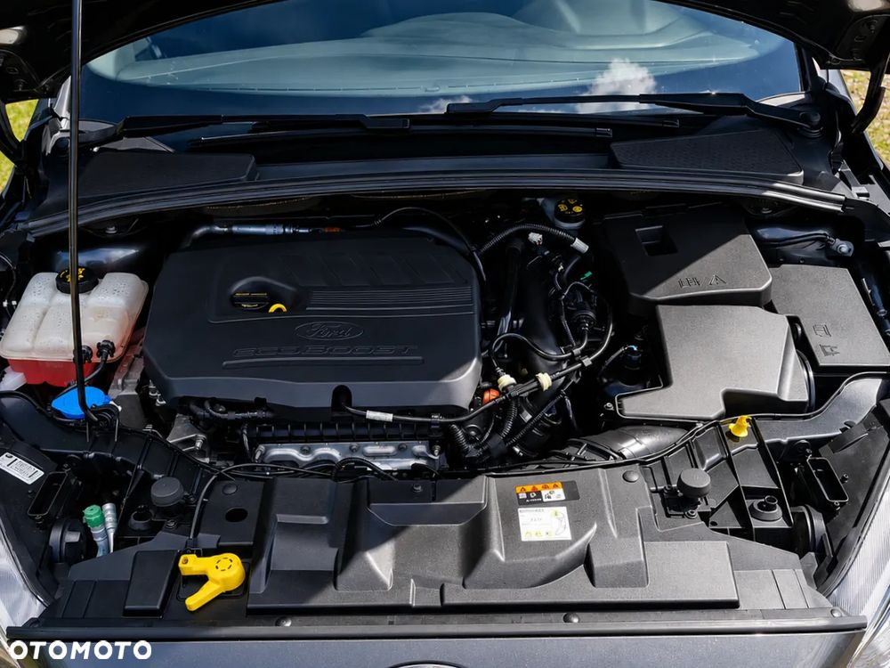 Ford Focus 1.5 EcoBoost ST-Line Black ASS - 18
