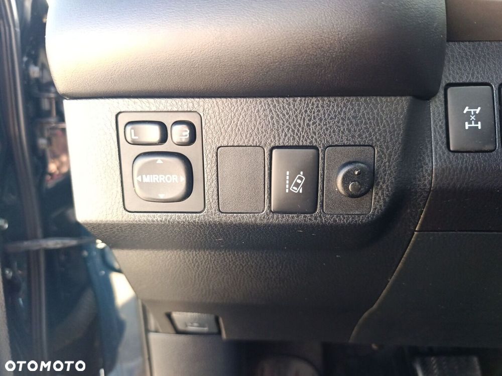 Toyota RAV4 - 18