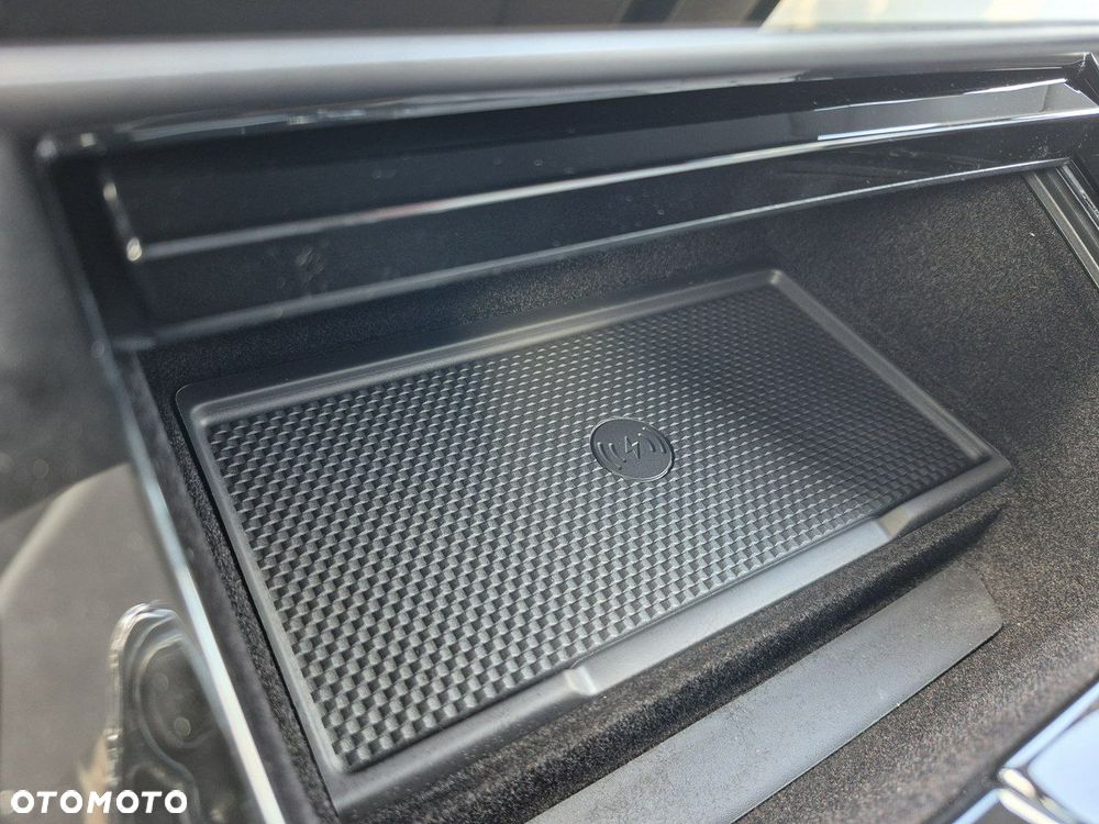 Land Rover Range Rover Sport - 38