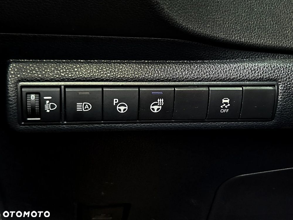 Toyota Corolla - 14