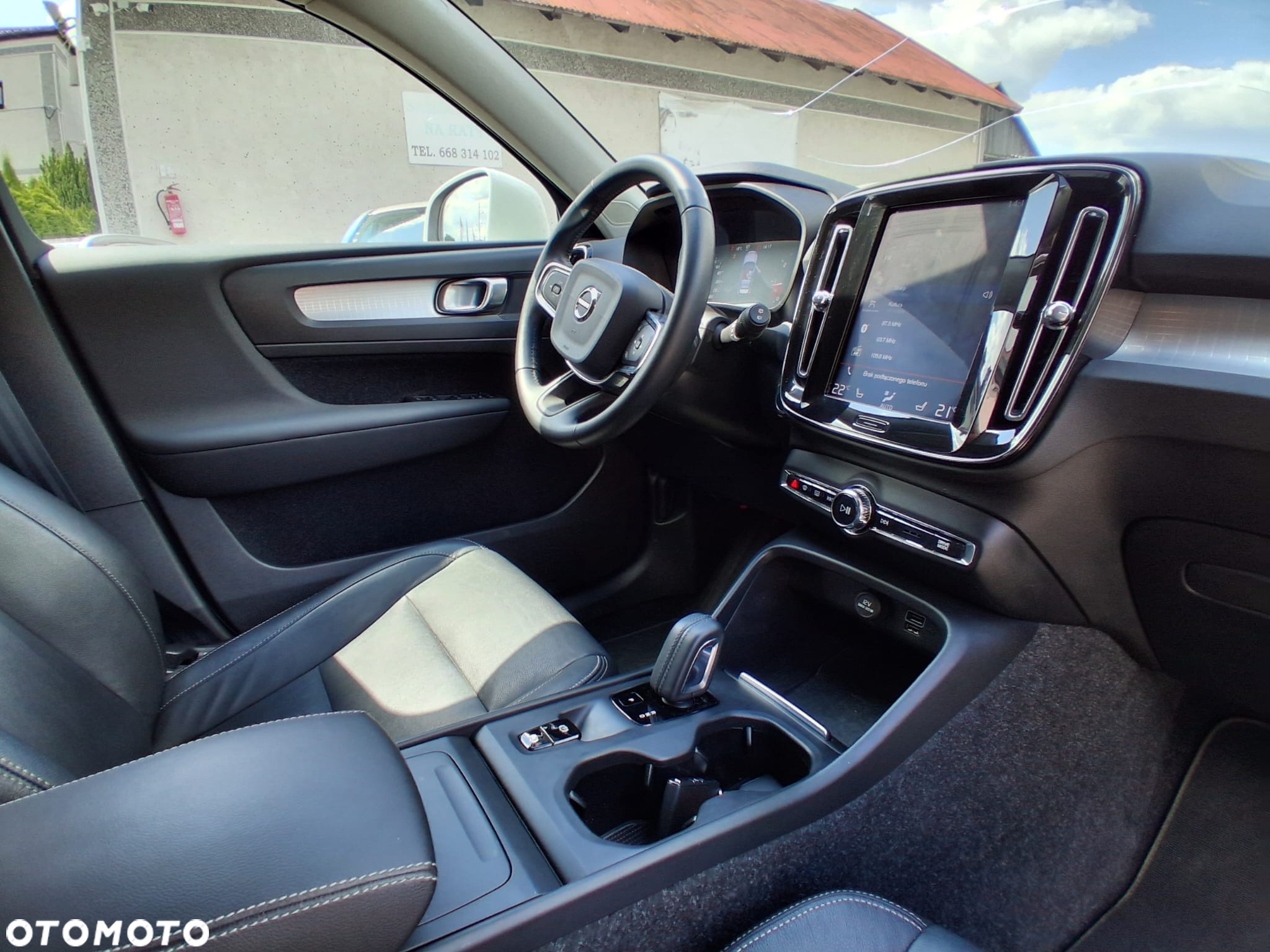 Volvo XC 40 D3 AWD Momentum - 23