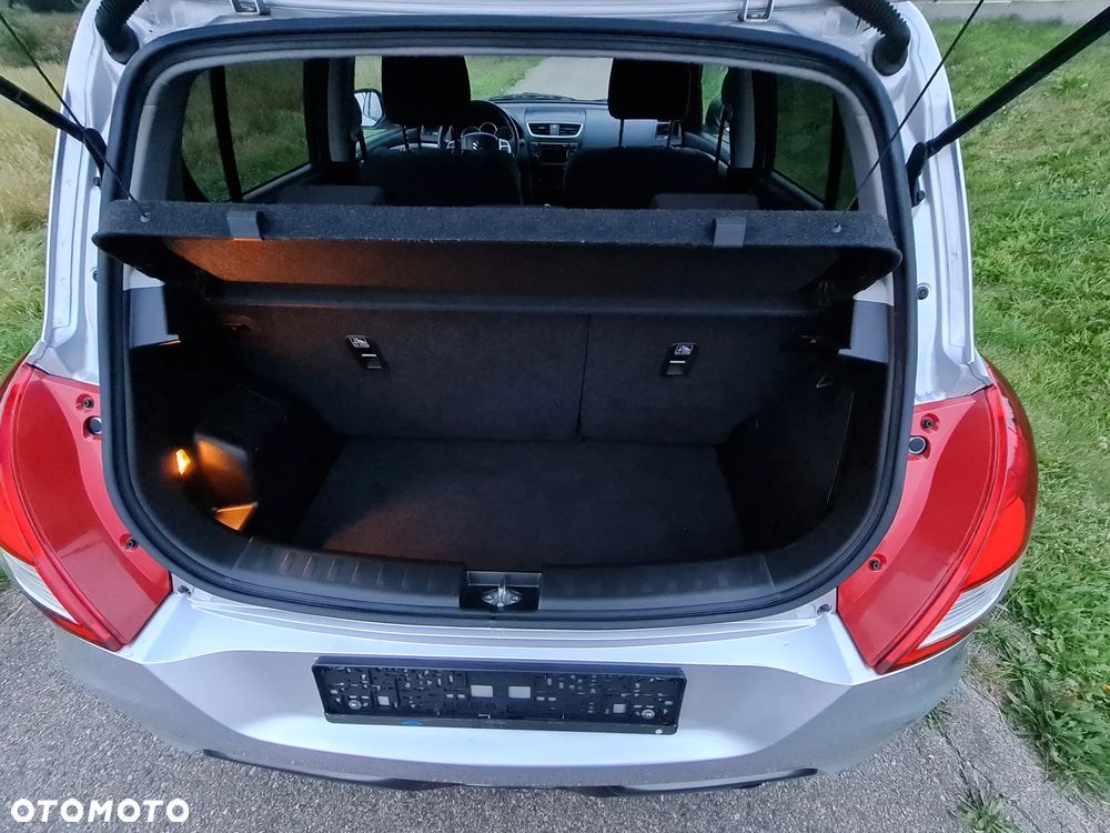Suzuki Swift 1.6 Sport - 12