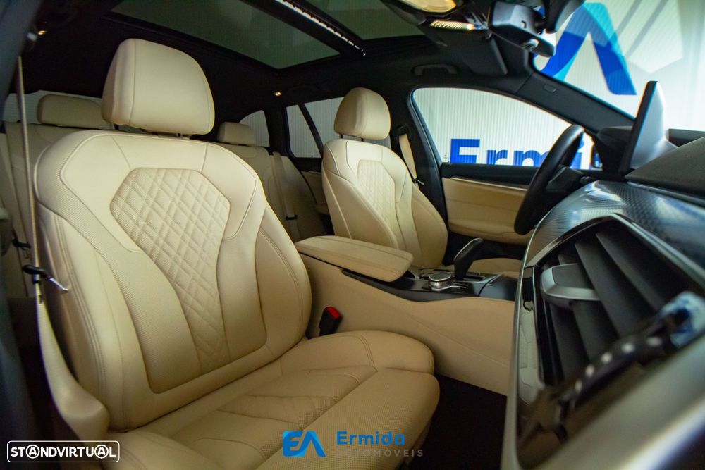 BMW 530 e Pack Desportivo M - 20