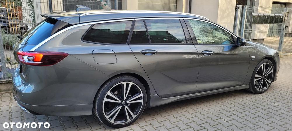 Opel Insignia CT 2.0 T 4x4 Exclusive S&S - 9