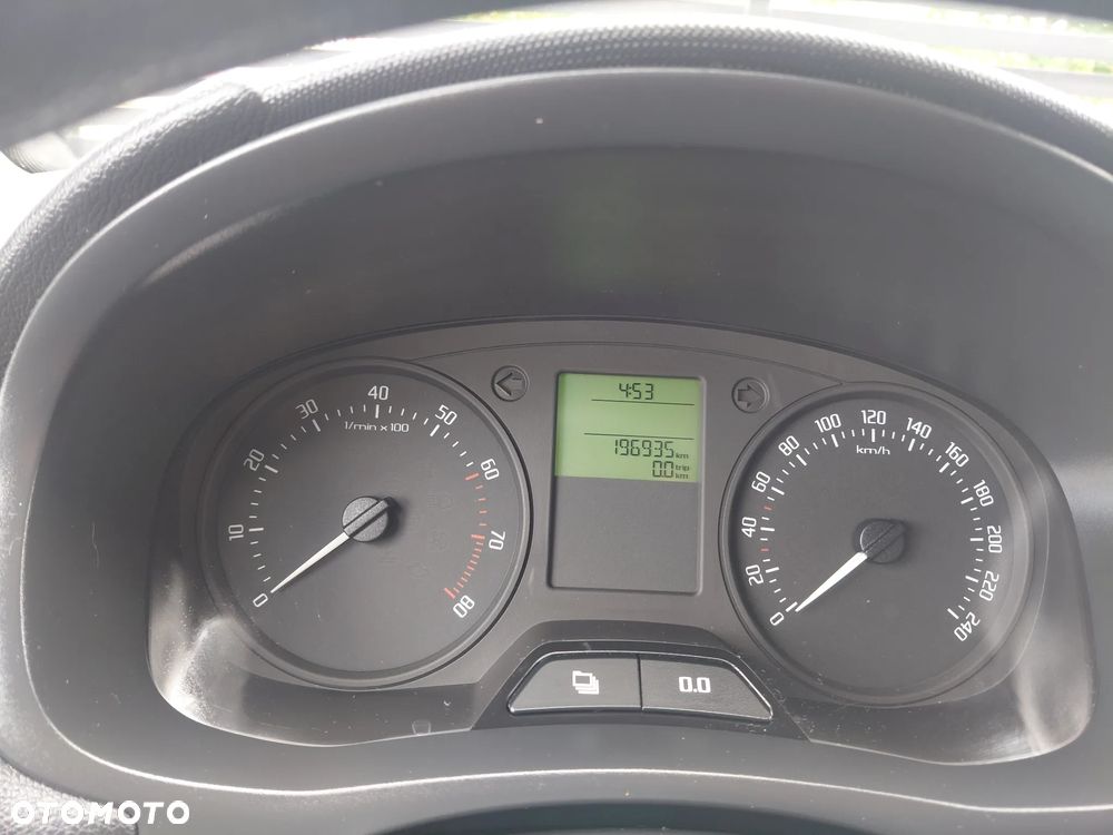 Skoda Roomster - 21