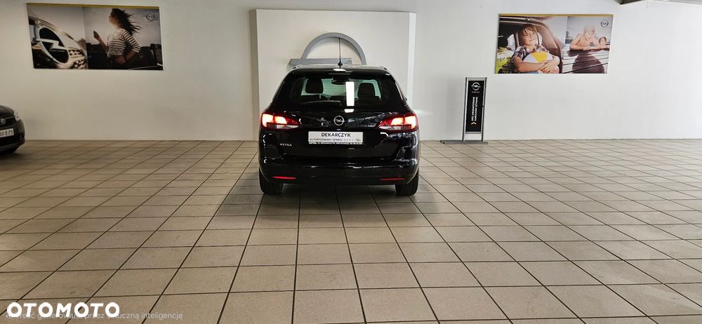 Opel Astra 1.4 T Elegance S&S - 5