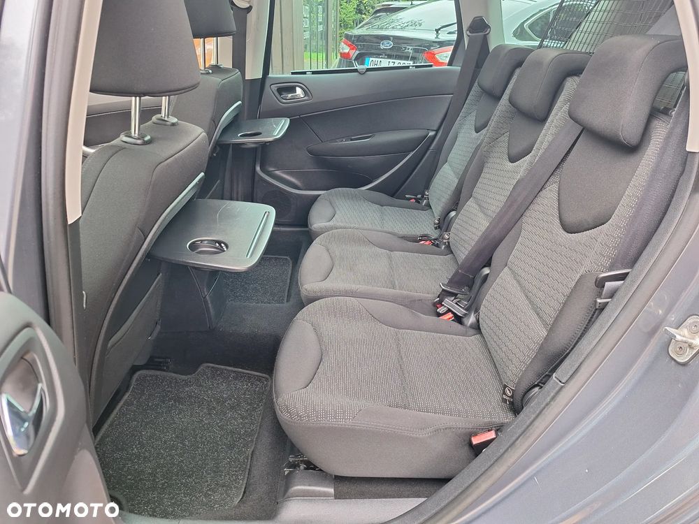 Peugeot 308 1.6 HDi Premium Plus - 17