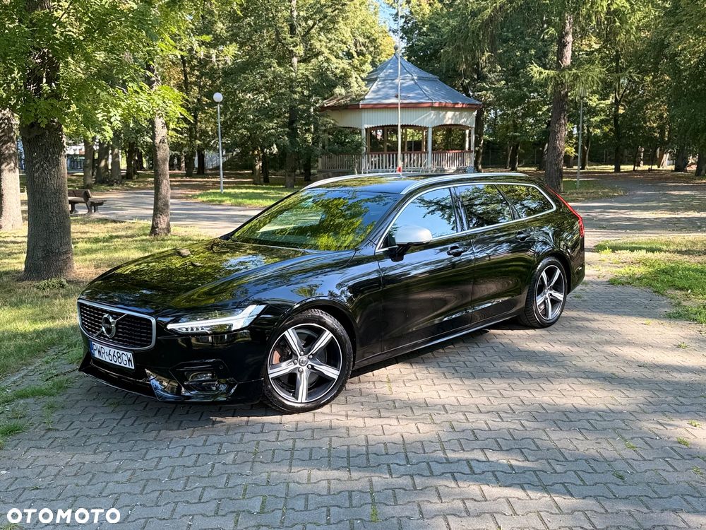 Volvo V90 T4 R-Design - 1
