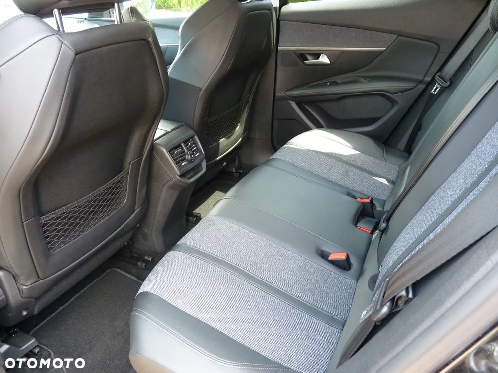 Peugeot 3008 BlueHDi 130 Stop & Start EAT8 Allure Business-Paket - 15