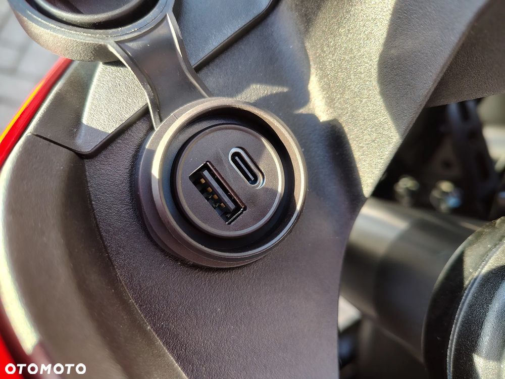 QJMOTOR SRT 600SX - 27