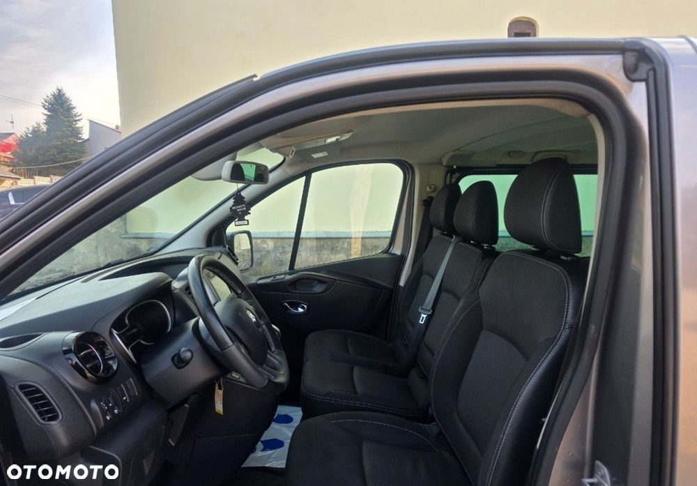 Renault Trafic - 10