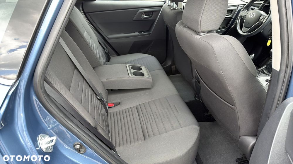 Toyota Auris - 8