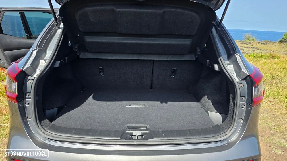 Nissan Qashqai 1.6 dCi Xtronic TEKNA - 28