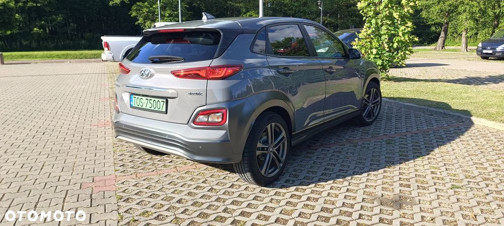Hyundai Kona 64kWh Premium - 4