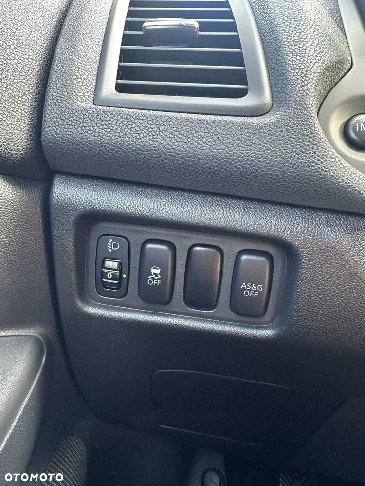 Mitsubishi ASX - 25