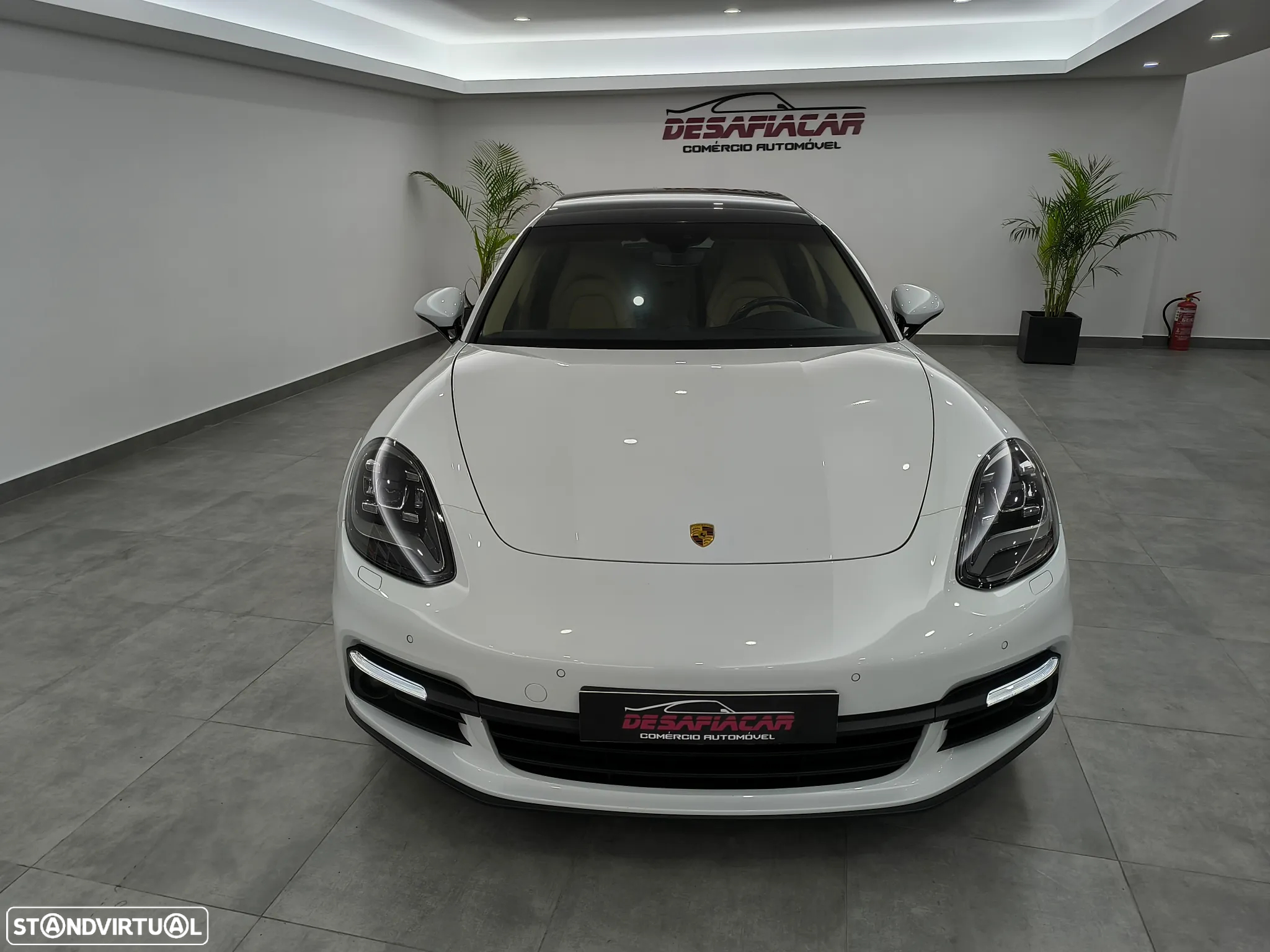 Porsche Panamera Sport Turismo 4 E-Hybrid - 3