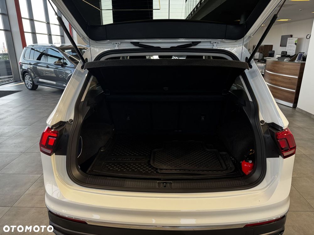 Volkswagen Tiguan - 13