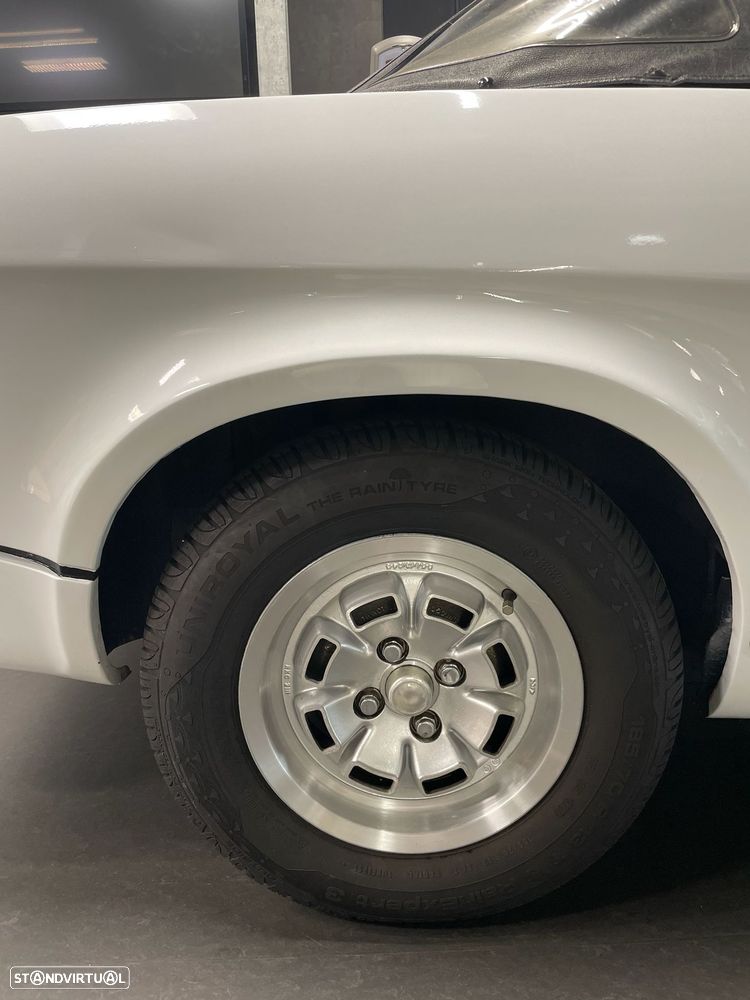 Triumph TR7 - 9