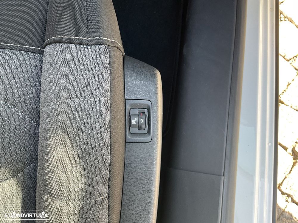 Citroën C3 1.2 PureTech Shine EAT6 - 22