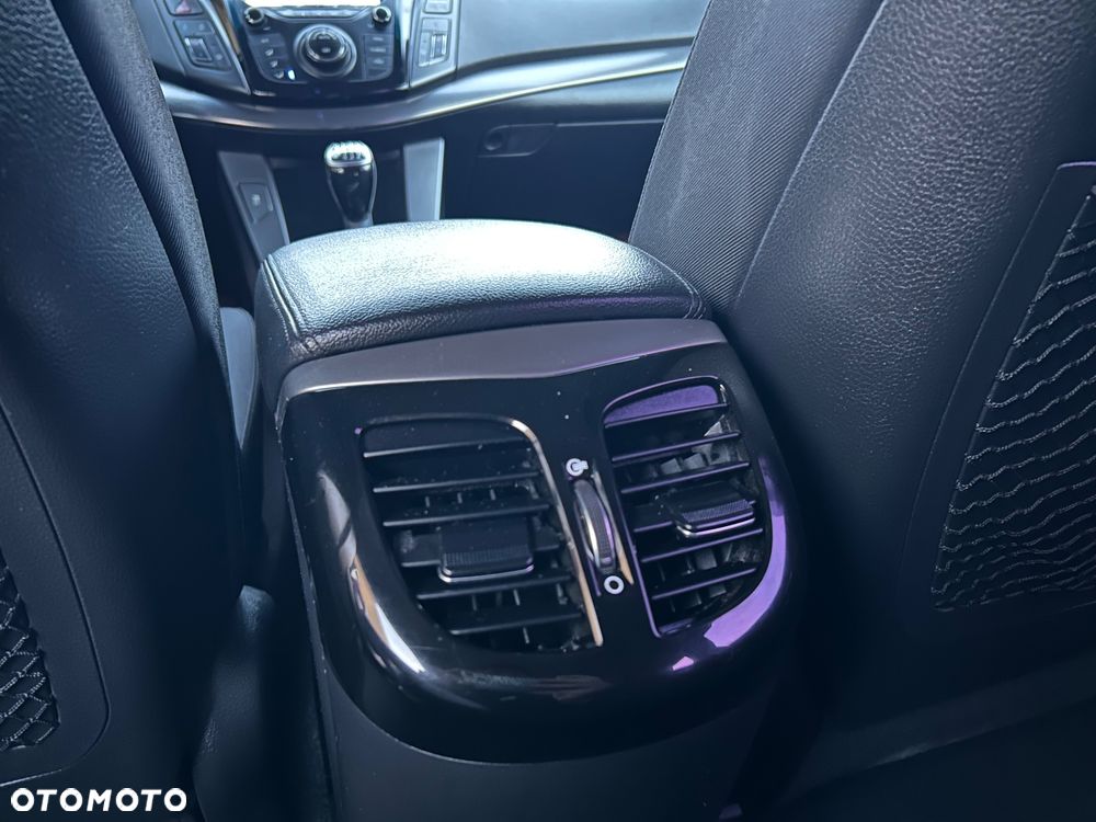 Hyundai i40 Kombi 1.7 CRDi Premium - 29