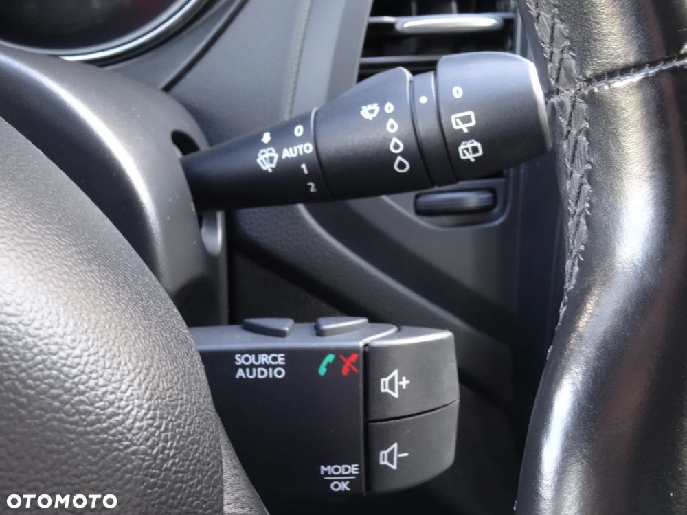 Renault Captur 0.9 Energy TCe Intens EU6 - 20