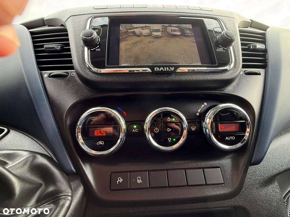 Iveco 2021/Daily 35-180VP/ 3.0 180KM/Poduszki/furgon Maxi/PDC/Radio DAB/Tempomat/hak 3,5T - 32