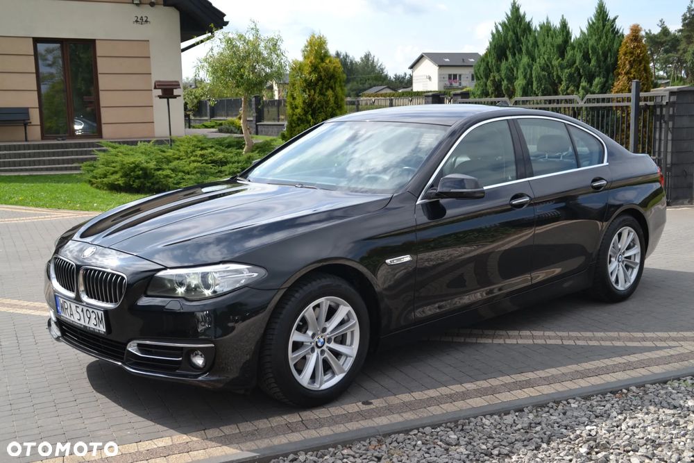 BMW Seria 5 520d Luxury Line - 9