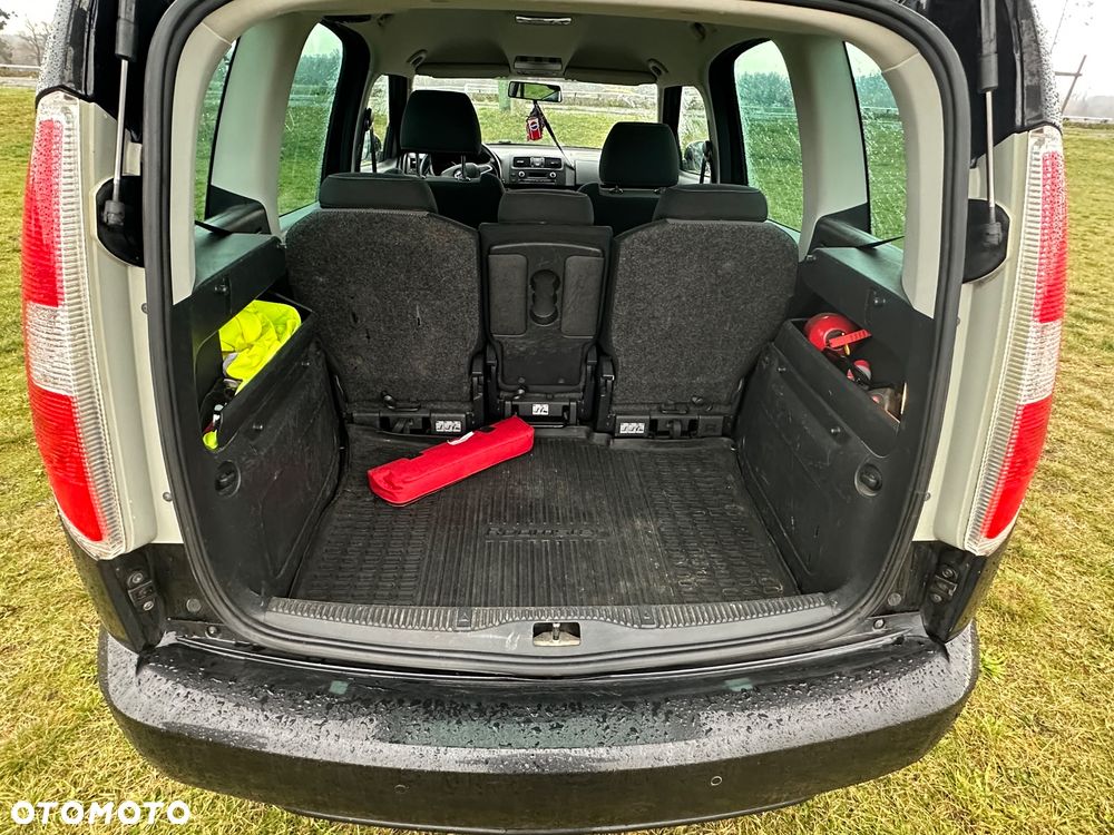 Skoda Roomster 1.2 TSI Scout PLUS EDITION - 11