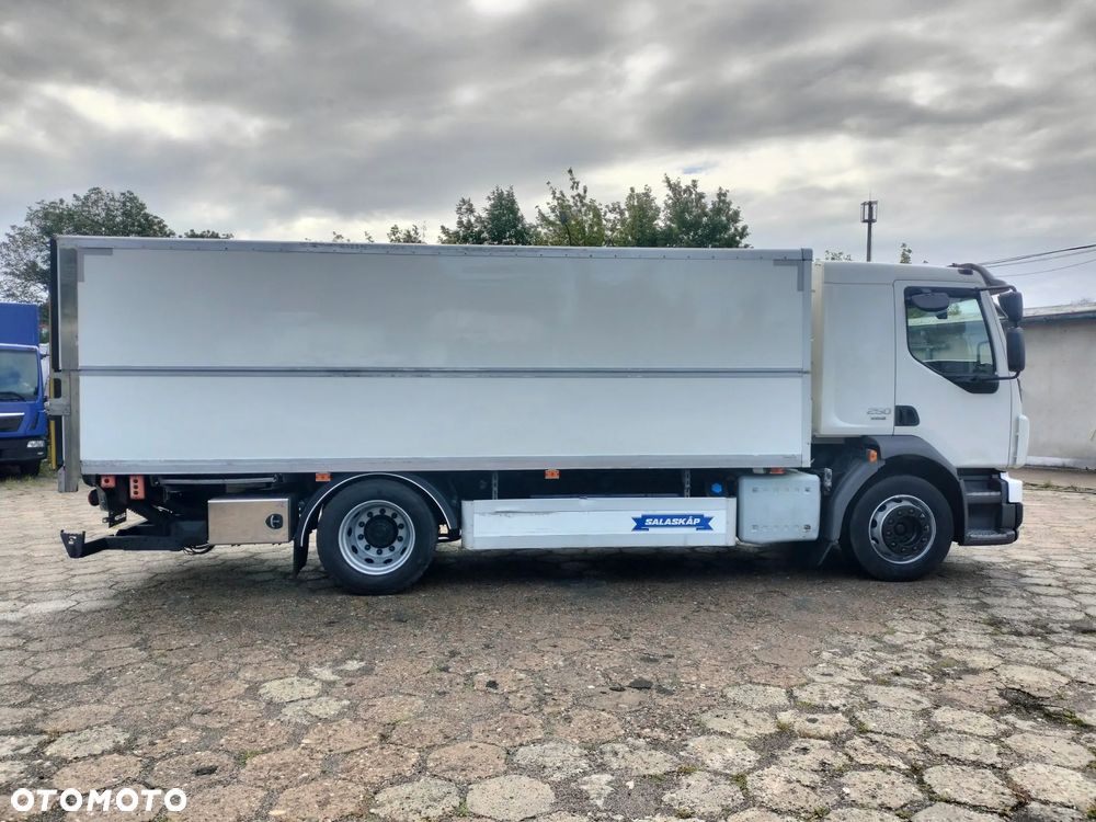 Volvo FL - 12