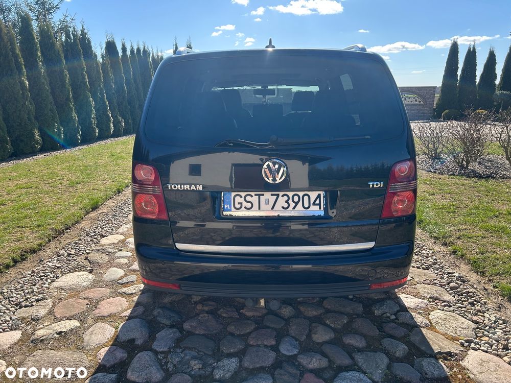 Volkswagen Touran 1.9 TDI Highline - 9