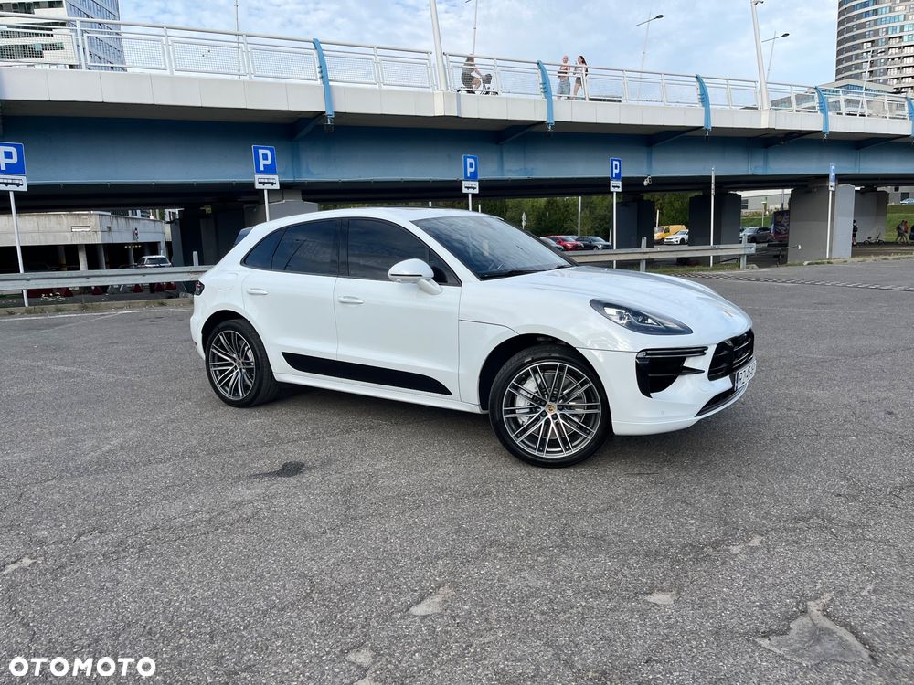 Porsche Macan Turbo - 10