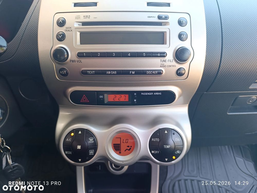 Toyota Urban Cruiser 1.33 Sol - 16