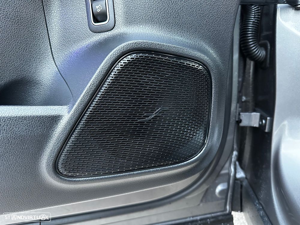 Mercedes-Benz EQA 300 4Matic Progressive - 22