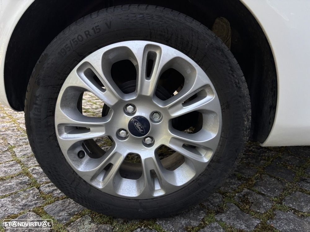 Ford KA 1.2 Titanium - 16