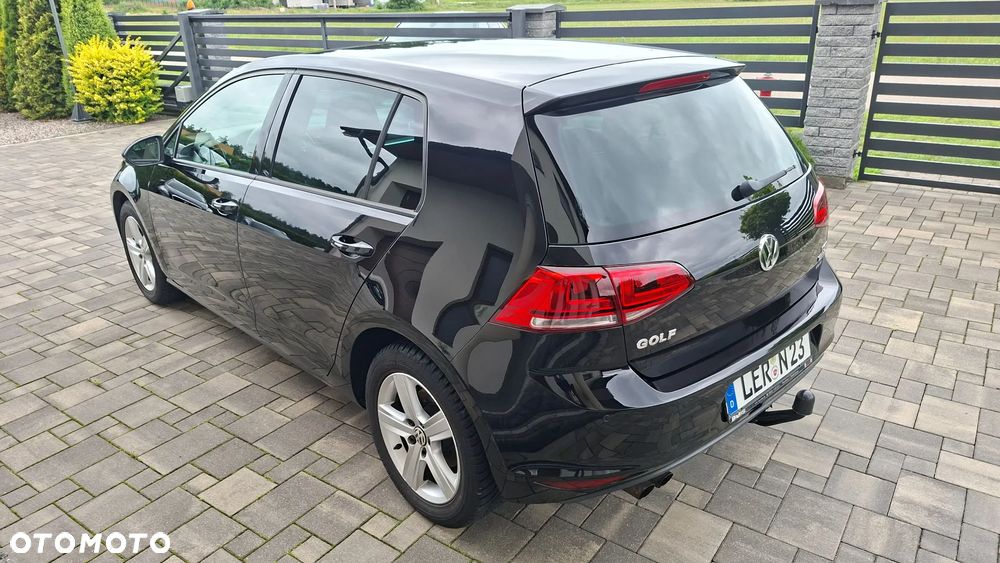 Volkswagen Golf - 3