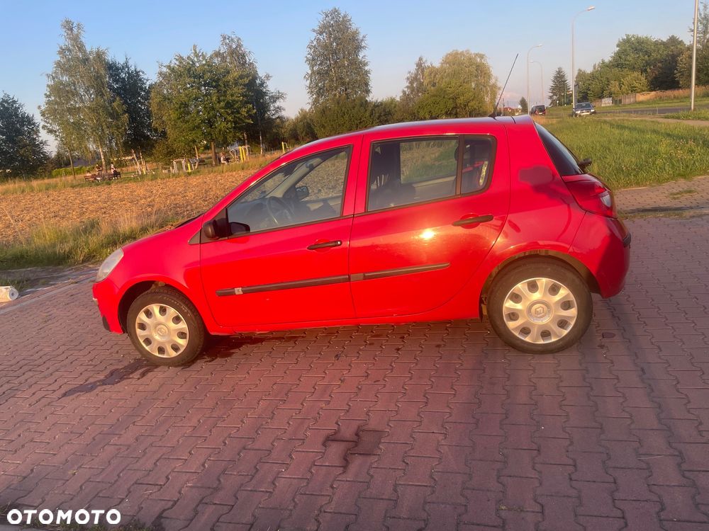 Renault Clio 1.2 16V Wind - 10