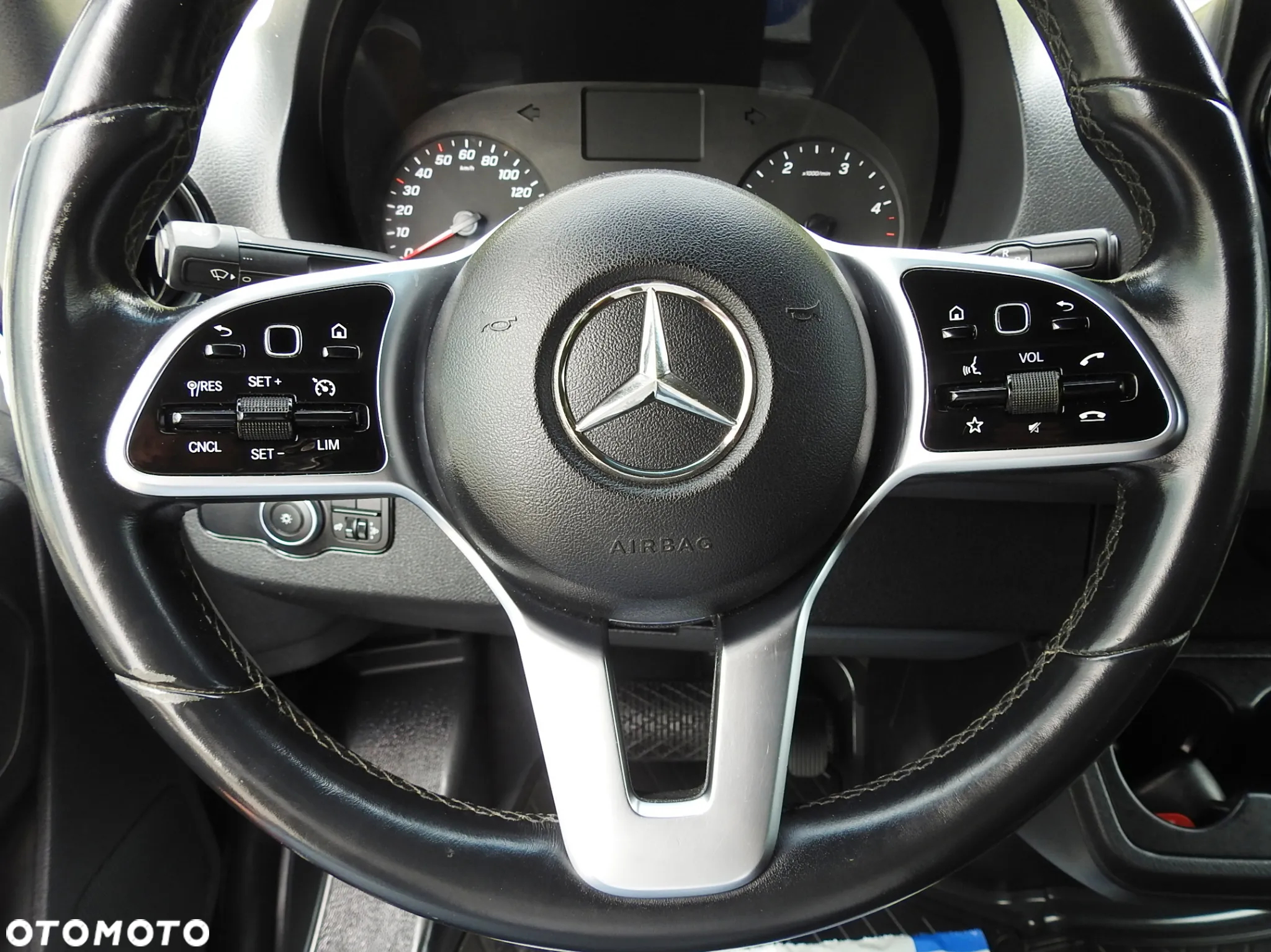 Mercedes-Benz SPRINTER FURGON BRYGADÓWKA 5 MIEJSC TEMPOMAT NAWIGACJA KLIMATYZACJA AUTOMAT 160KM [ 189239 ] - 27